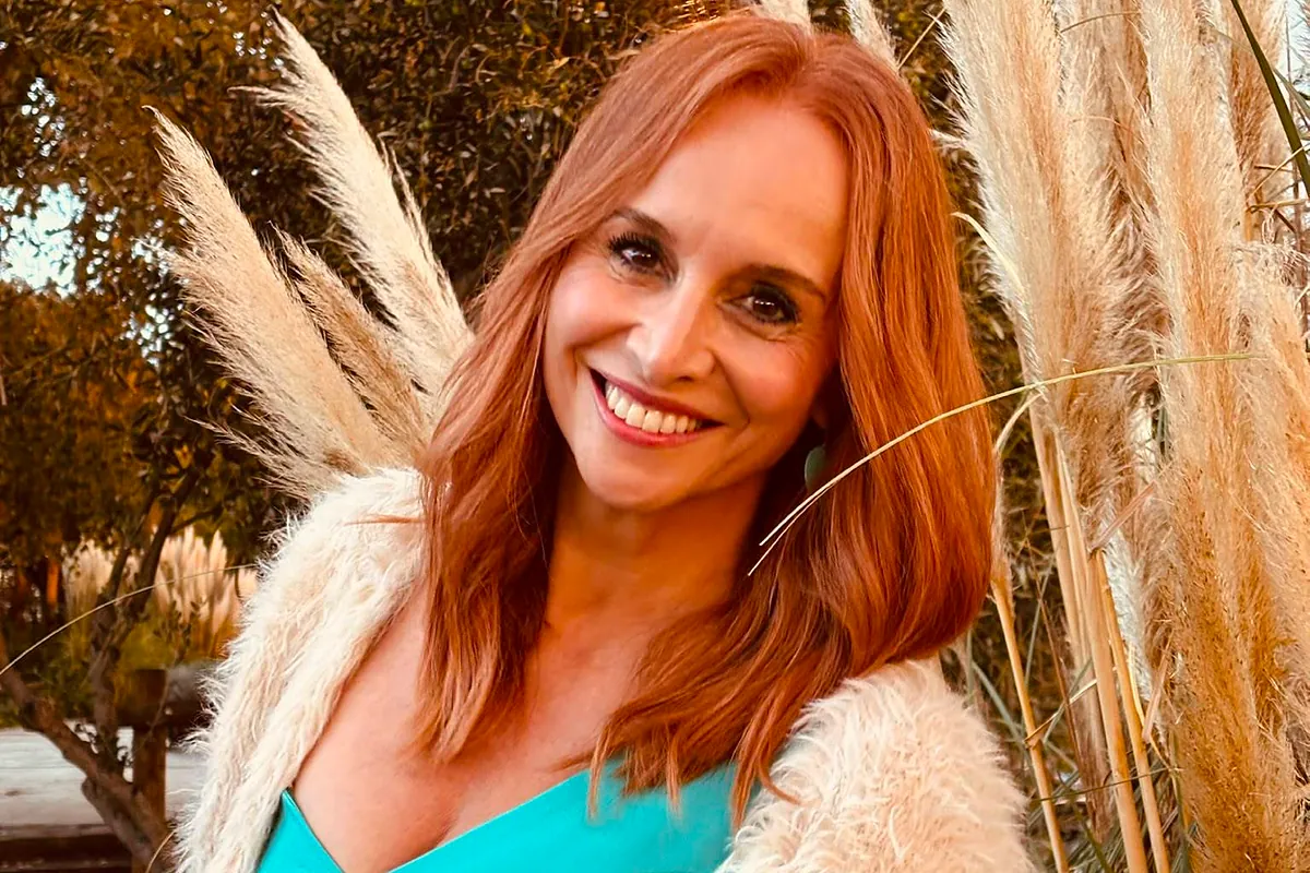 Mar Regueras, la presentadora del Grand Prix que trabaja desde hace cinco años en una notaría de Torrelodones: "Cuando uno tiene ganas, se aprende lo que sea para salir adelante"