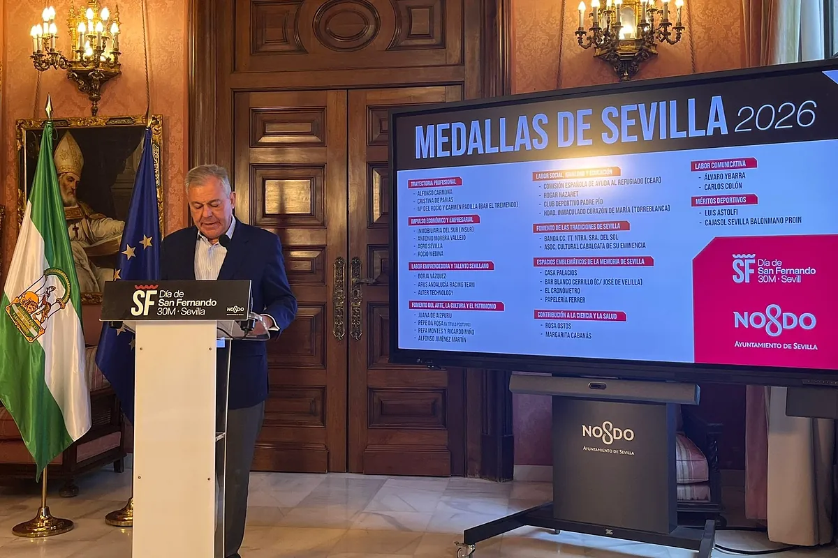 Medallas de la Ciudad e Hijos Predilectos de Sevilla: el torero Morante de la Puebla, el pintor Luis Gordillo o el empresario Antonio Morera Vallejo, entre los homenajeados