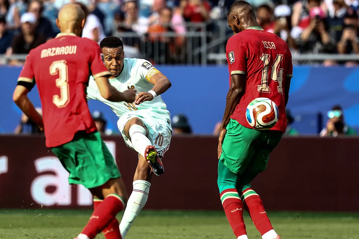 El primer gol de Mbappé que llenó de euforia a los franceses en el 2-0 contra Marruecos