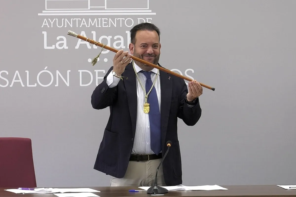 Diego Agüera, reelegido alcalde de La Algaba (Sevilla) tras el archivo de su denuncia por acoso a un menor