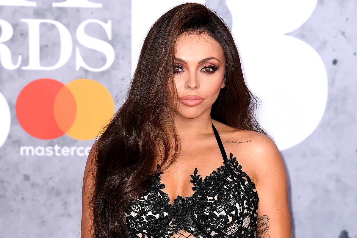 Roban el coche de Jesy Nelson con material médico esencial para sus hijas en su interior