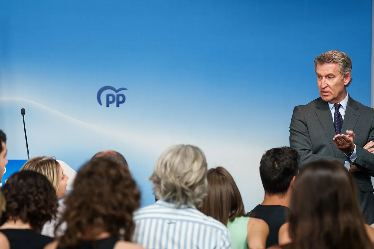 Feijóo pide a Sánchez que convoque elecciones tras la condena a Ábalos: "Es el fin de la escapada"