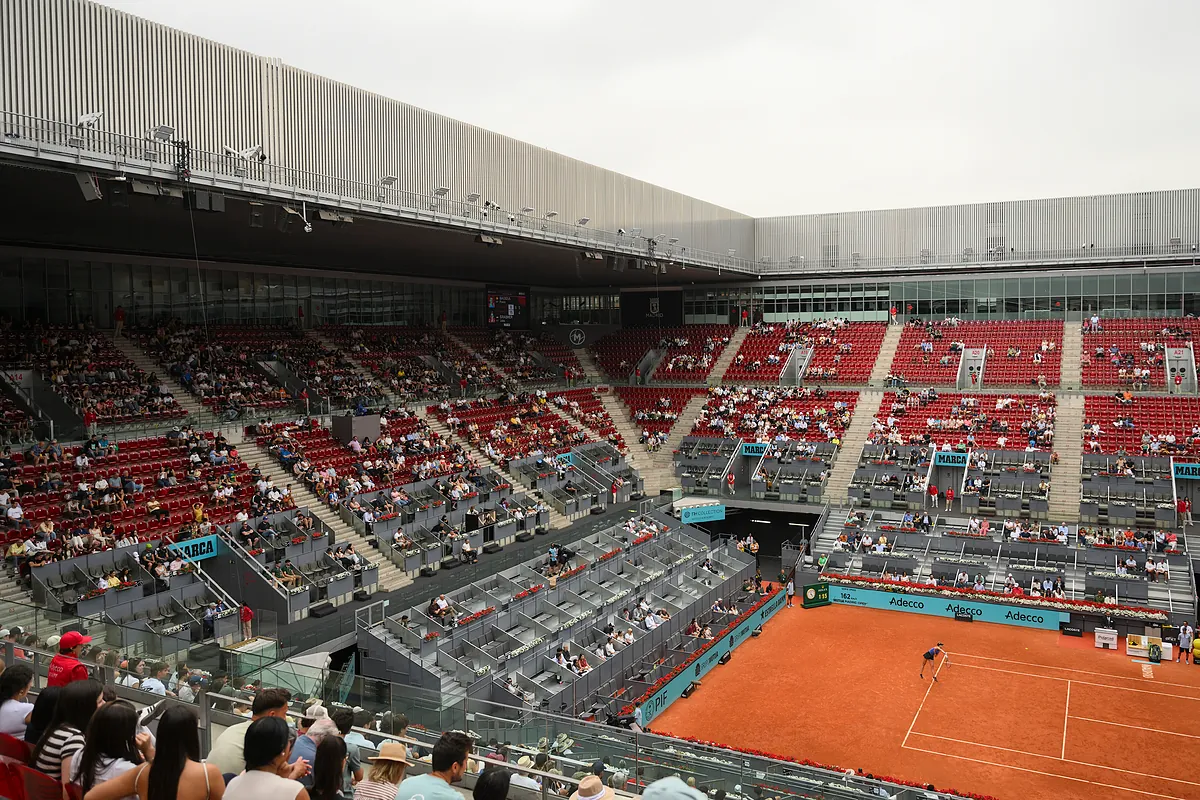 Es normal que los fans aprovechen las horas de descanso en la Caja Mágica: la organización responde a la escasa presencia en zona noble durante el tenis