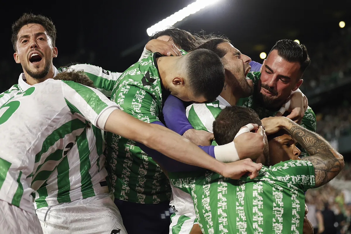 El Betis se lleva un derbi de pasión | LaLiga EA Sports 2024 - 2025