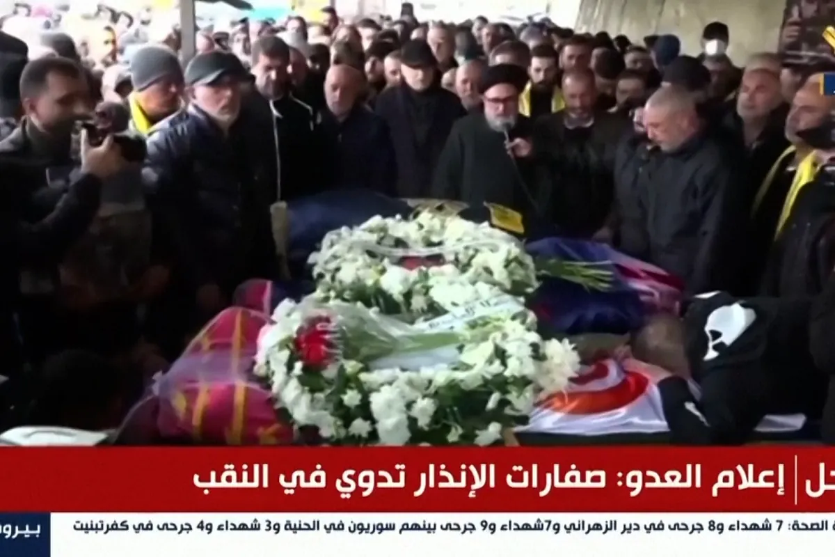 Cientos de personas asisten al funeral por los periodistas asesinados por Israel en Líbano