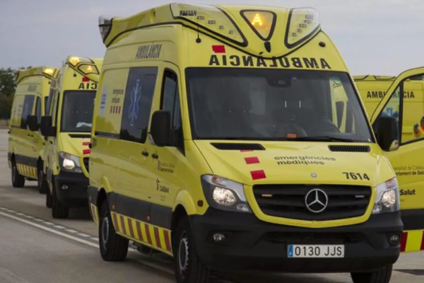 La explosión de una bombona de butano en Barcelona deja ocho heridos y obliga a evacuar un edificio del barrio de Poblenou