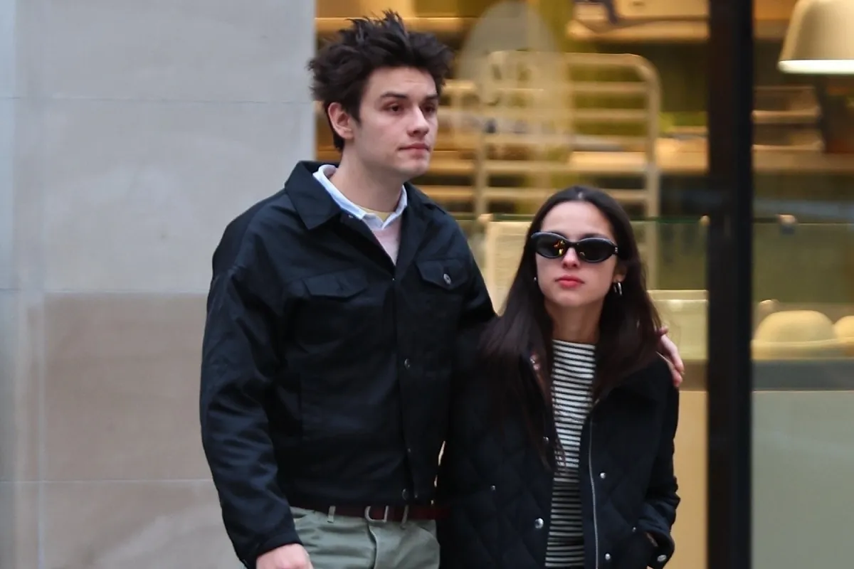 Olivia Rodrigo y Louis Partridge rompen tras dos años de relación