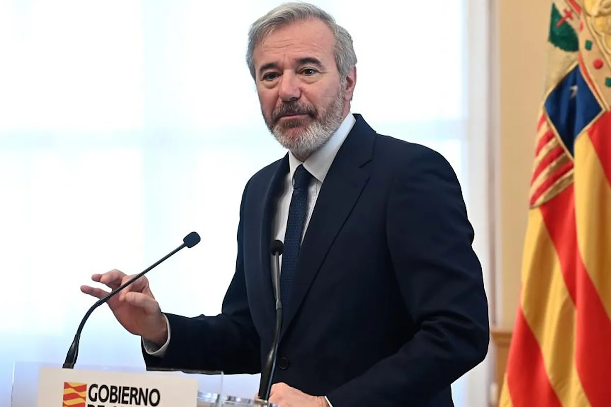 Azcón admite el error al comparar el físico de Montero y Alegría: "Pido disculpas sinceras"