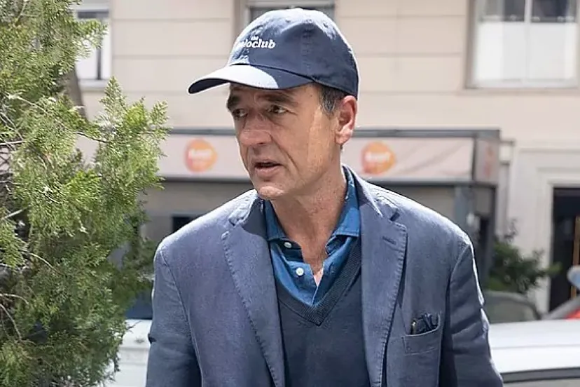 Alessandro Lequio contradice a Mar Flores y habla claro: "Negar el  triángulo es absurdo porque se publicó hasta en la hoja parroquial" |  Famosos