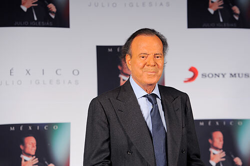 La Fiscal�a de la Audiencia Nacional investiga a Julio Iglesias por una denuncia por agresi�n sexual