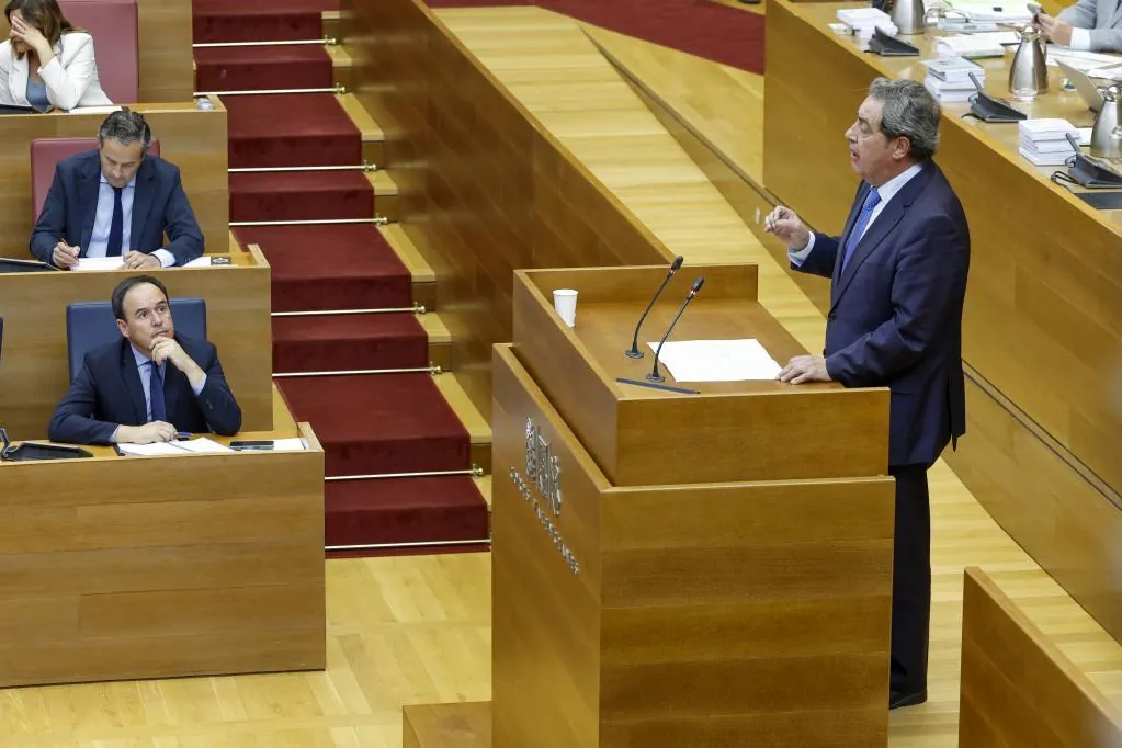 Vox presiona a la Generalitat Valenciana para activar un canal de denuncias confidencial en los colegios
