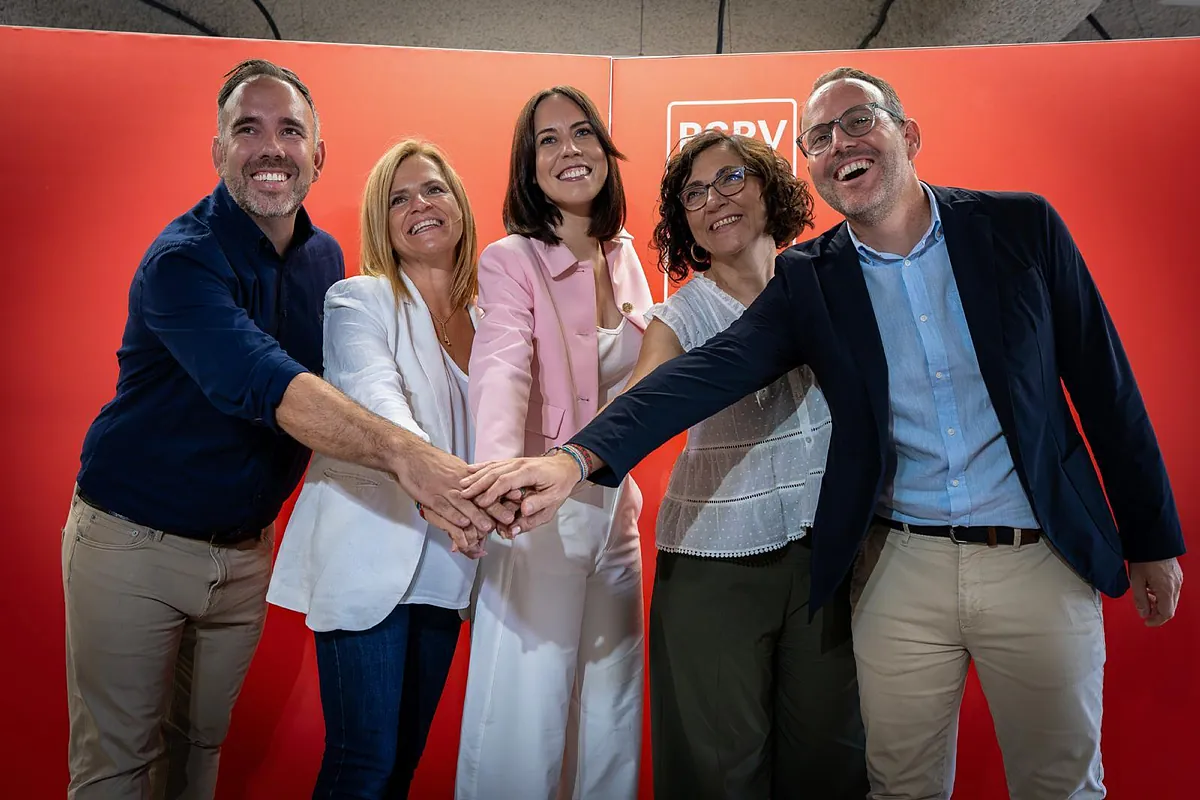 El PSOE de Morant abre fuego contra el PP agitando la calle tras esquivar la pugna interna de las primarias