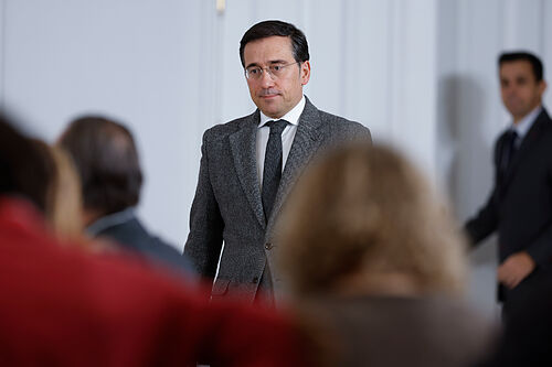 Espa�a recomienda a sus ciudadanos que abandonen Ir�n por las protestas