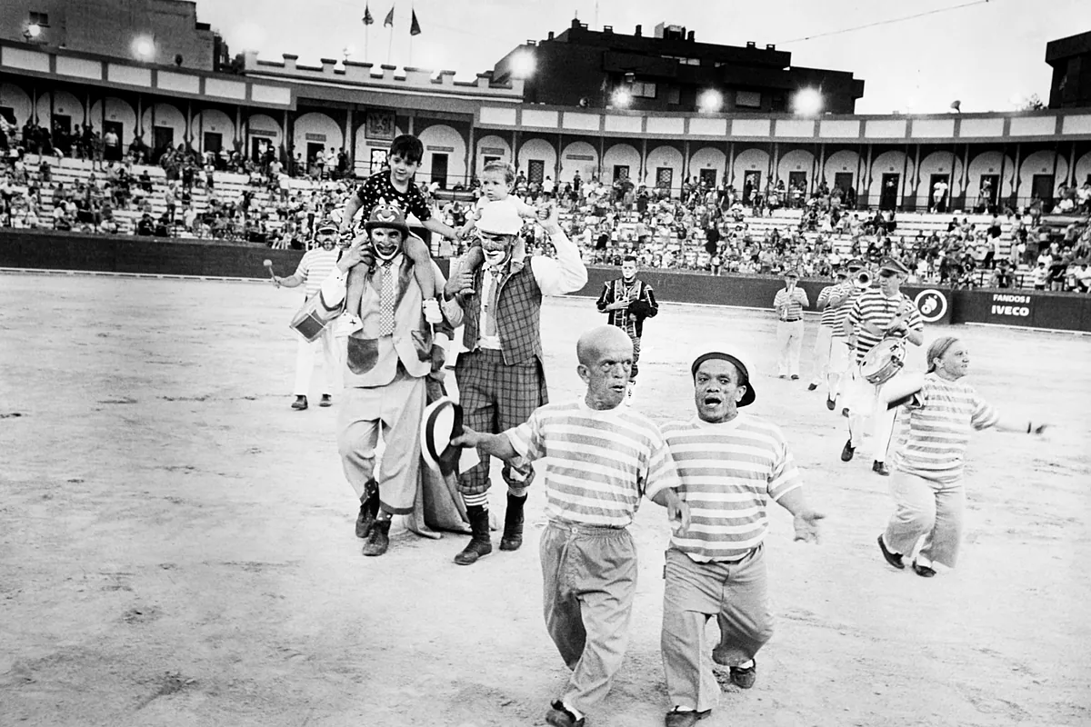 El nuevo intento prohibicionista parte de la artificiosa conjetura de la dignidad de los enanos toreros