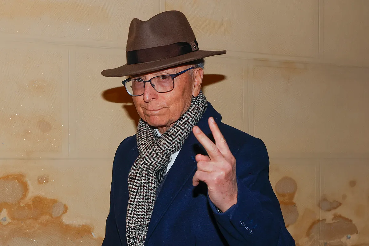 José Ortega Cano y el vídeo viral en el suelo de la iglesia de San Antón que le ha valido la fama de contorsionista