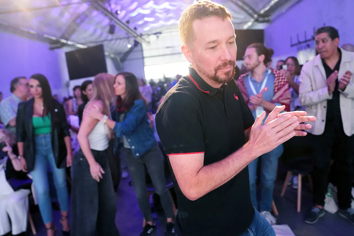 Pablo Iglesias alienta la tesis de candidaturas de Podemos y Frente Amplio enfrentadas en Madrid y Barcelona pero pactos de unidad en otras provincias