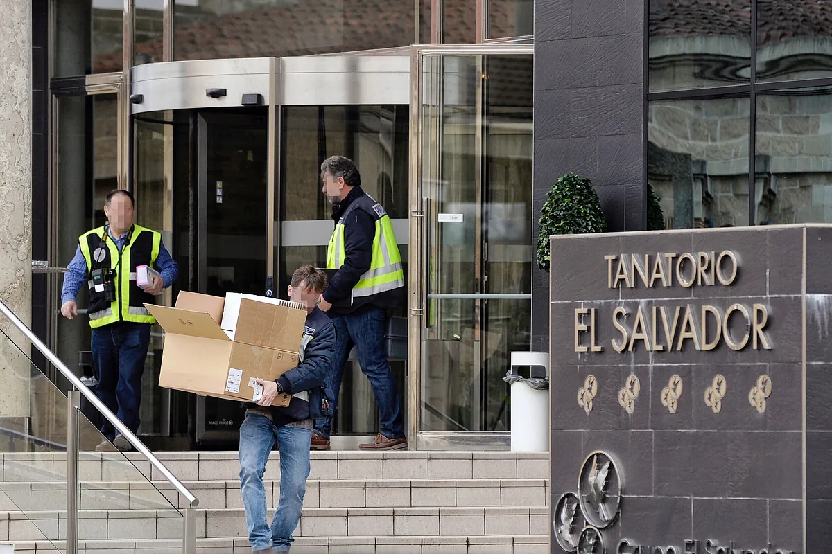 Una de las afectadas en el caso ataúdes: la Policía me mostró una foto con mi esposo tirado en un terrazo