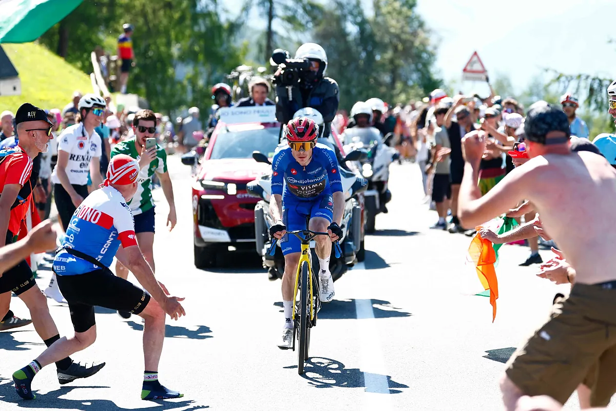 Vingegaard gobierna en el Giro: se anota la primera etapa alpina y es el nuevo líder