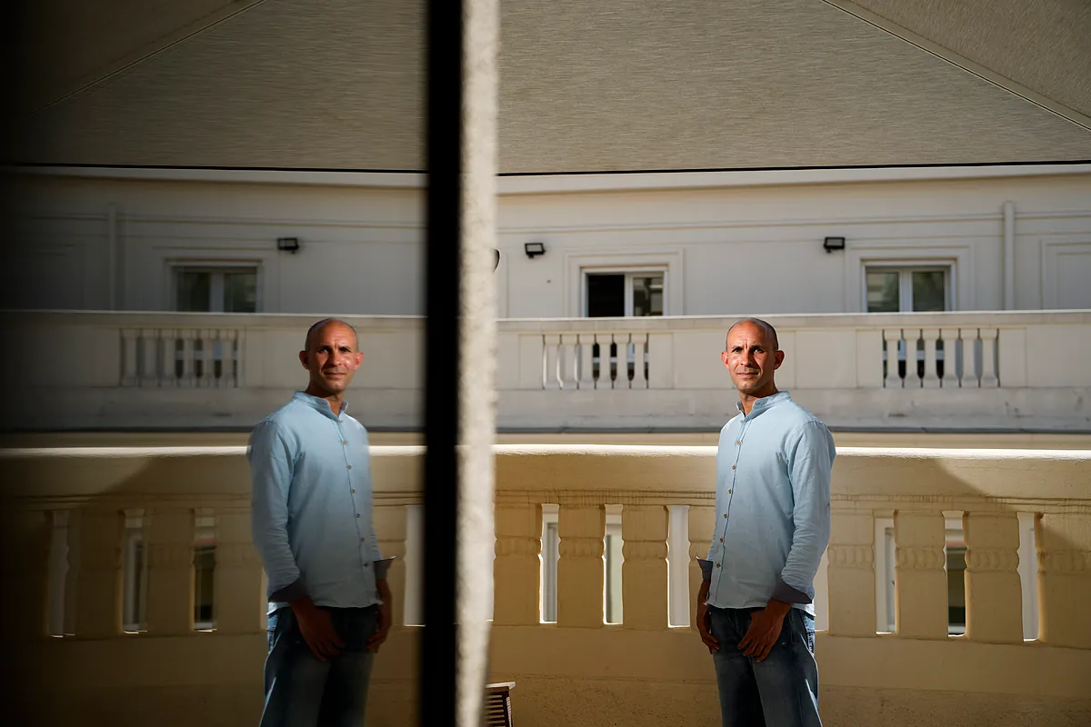 Anil Seth, el neurocientífico que sostiene que nuestra realidad no es más que una "alucinación controlada": "Es una manera sencilla de explicar la compleja conciencia humana"