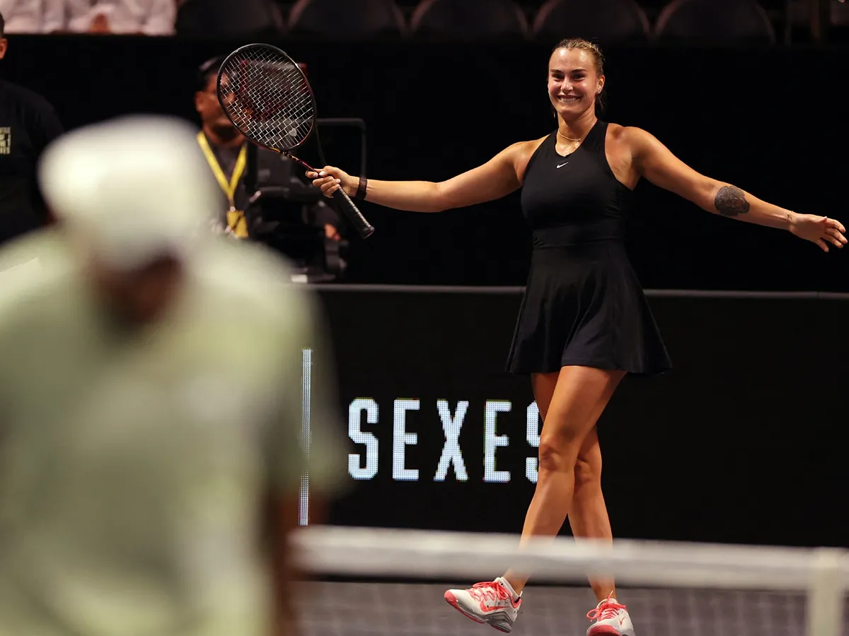 La incomprensible pedrada de Sabalenka contra el tejado de la igualdad salarial entre hombres y mujeres en el deporte