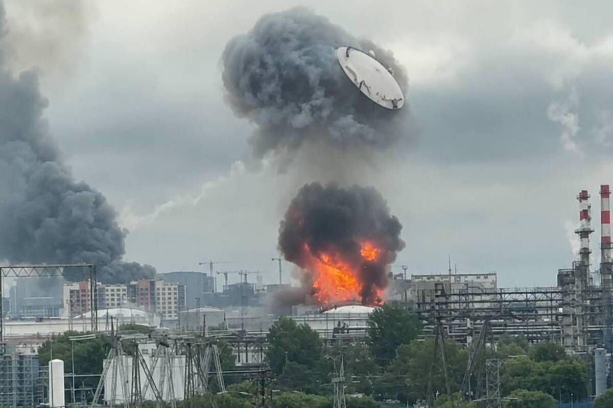 Una de las estructuras de la refinería de Kapotnia, al sureste de la...