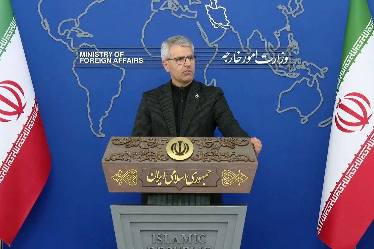 Irán insiste en que los buques del Estrecho de Ormuz deben coordinarse con ellos "por su seguridad"