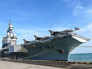 Von der Leyen evit� llamar a S�nchez para darle su apoyo ante Trump y omiti� p�blicamente el intercambio de mensajes: "No hubo conversaci�n telef�nica"