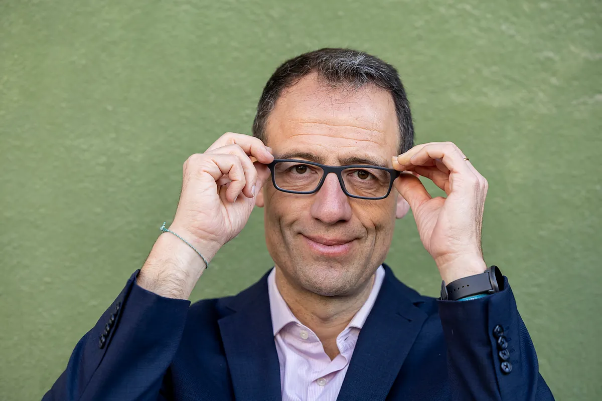 Miguel Ángel Jordán, fundador de la Jane Austen Society: "Le he dedicado más tiempo que a ninguna otra mujer"