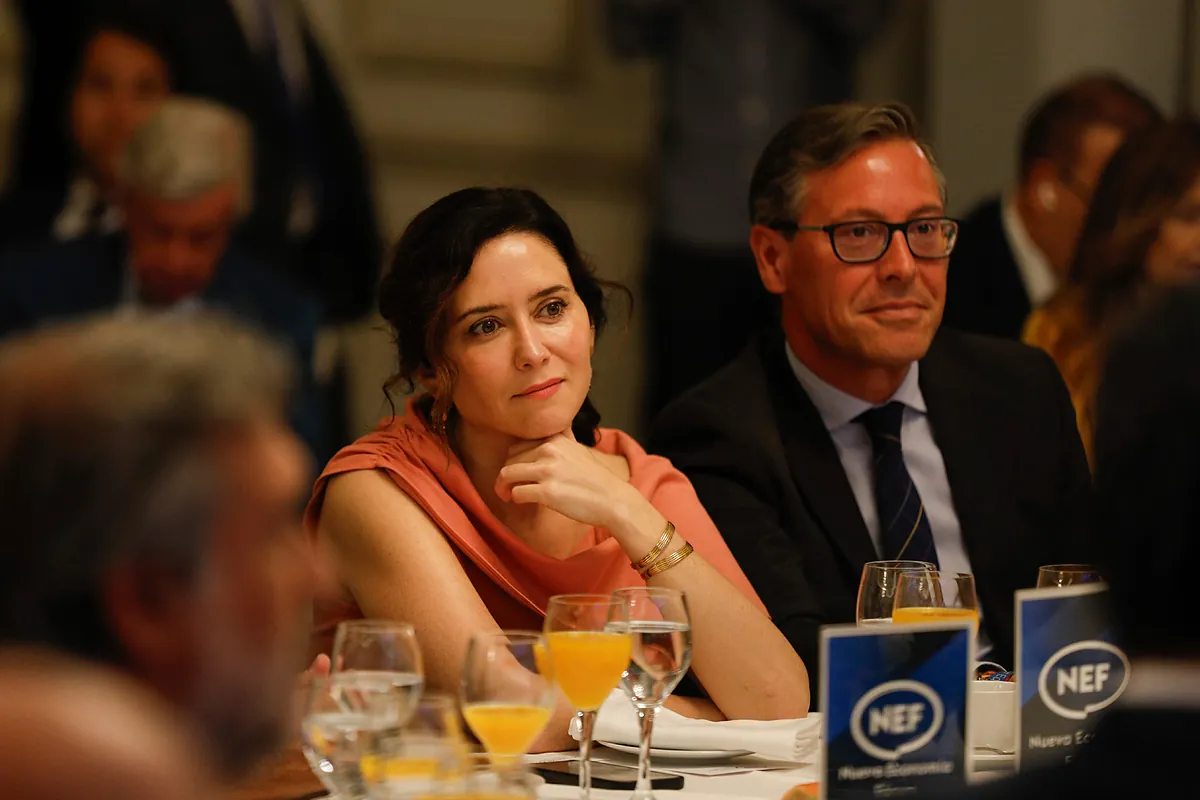 La unidad 'secreta' de Ayuso contra la ley de nietos: formó un equipo de expertos en el PP para analizar las nacionalizaciones de Sánchez