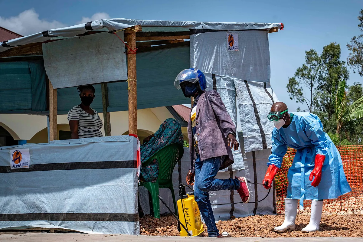Las claves de la crisis sanitaria del ébola, que aún puede estar en "la punta del iceberg"