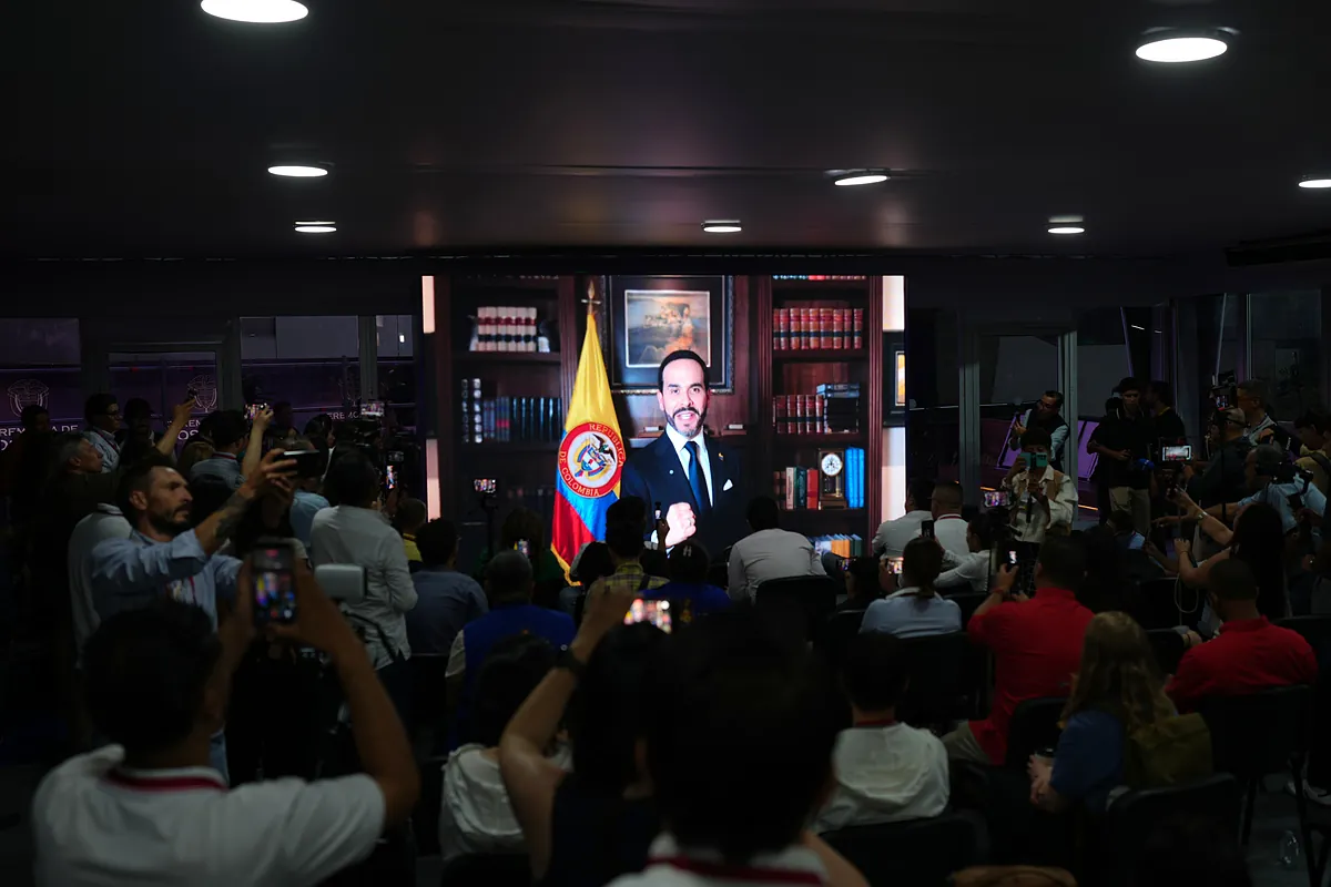 Abelardo de la Espriella inicia el giro a la derecha en Colombia