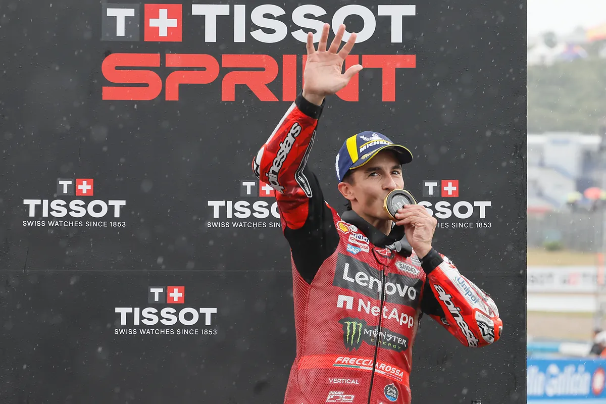 Marc Márquez hace magia en Jerez