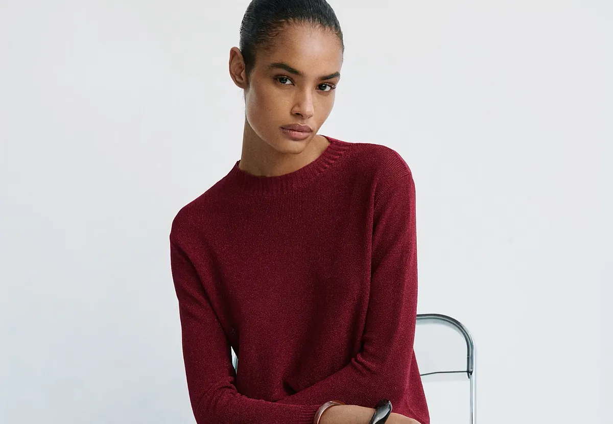 Estos 10 jerséis finos de Zara y Mango son lo que necesitas para las noches de entretiempo