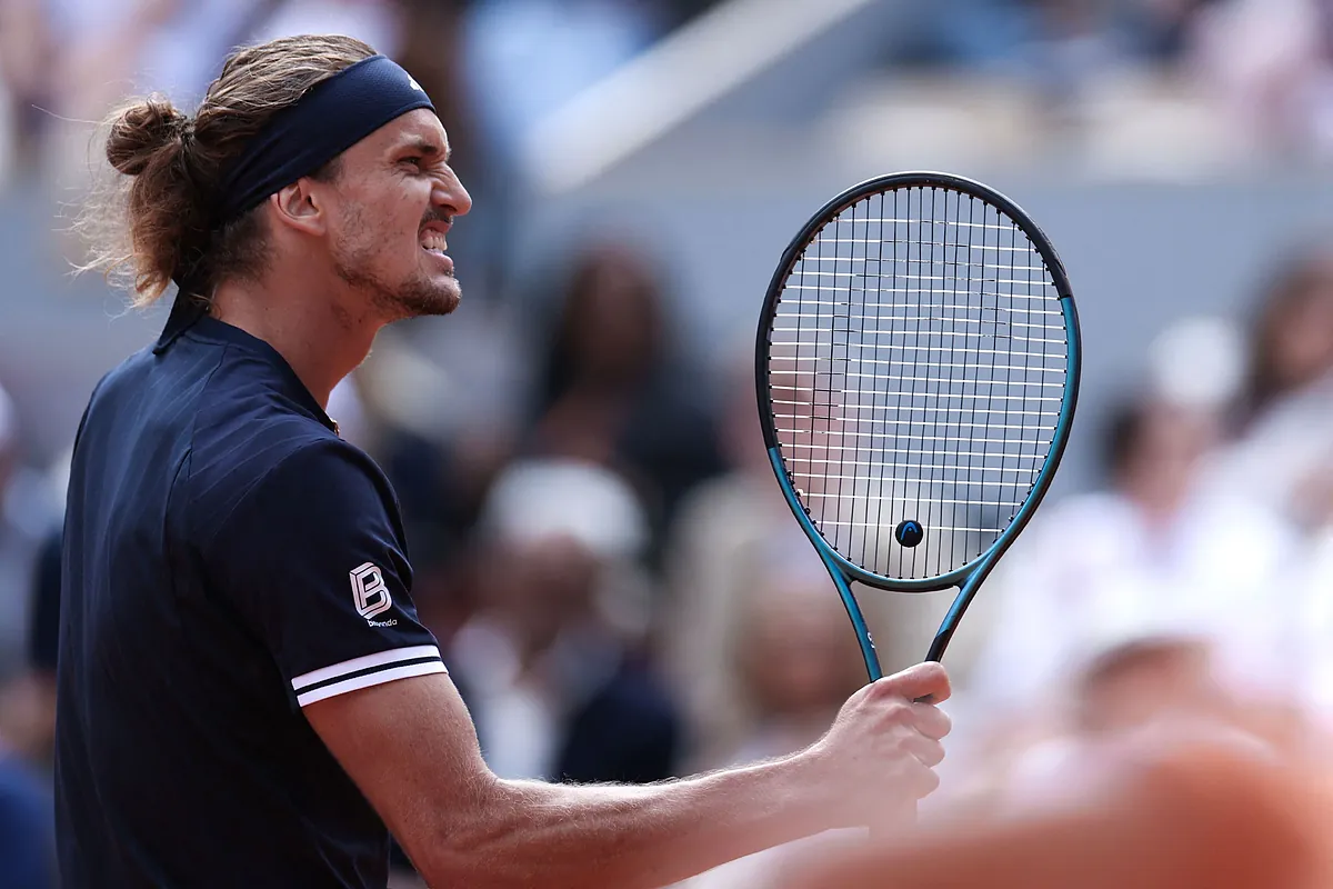 Zverev se lanza a por su primer Grand Slam: derrota a Mensik y espera rival en la final de Roland Garros