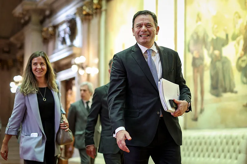 El nuevo primer ministro de Portugal, Luís Montenegro, desafía a los  socialistas con un programa liberal | Internacional