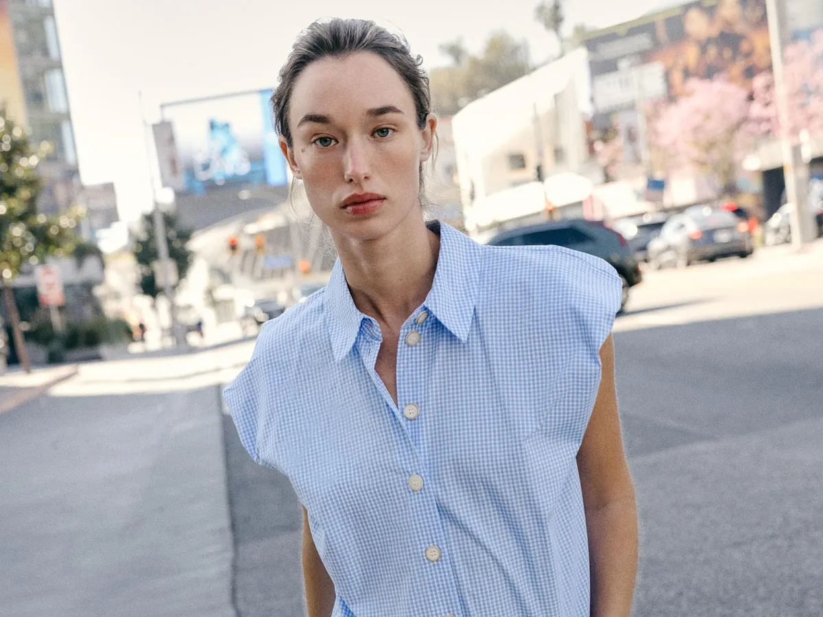 Las 8 camisas románticas de Zara con cuellos especiales que son pura tendencia para las noches de primavera y elevarán tu fondo de armario