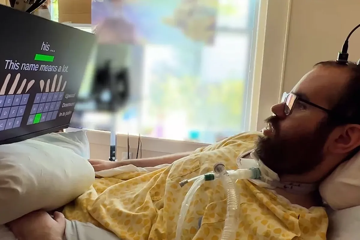 Científicos inventan un dispositivo para que las personas con parálisis puedan comunicarse