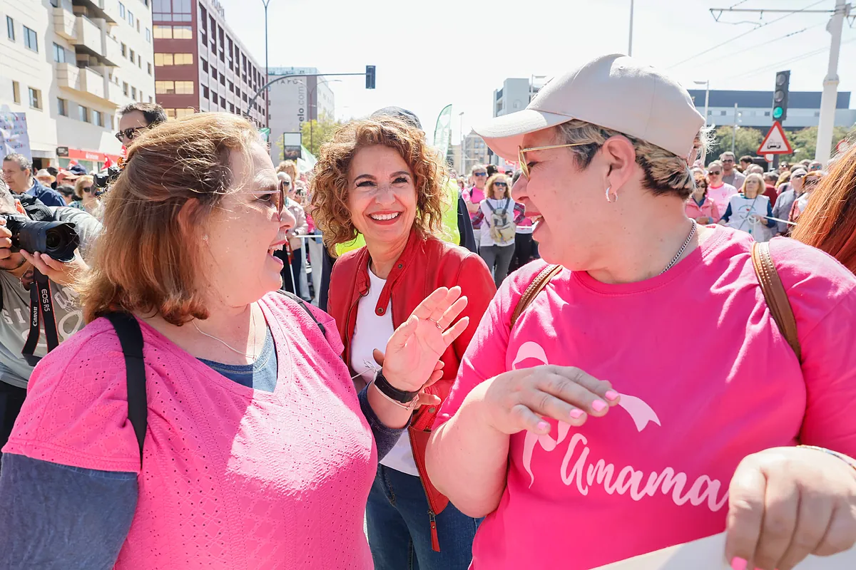 El bipartidismo frena a Vox en las provincias y aleja el 'sorpasso' el 17-M