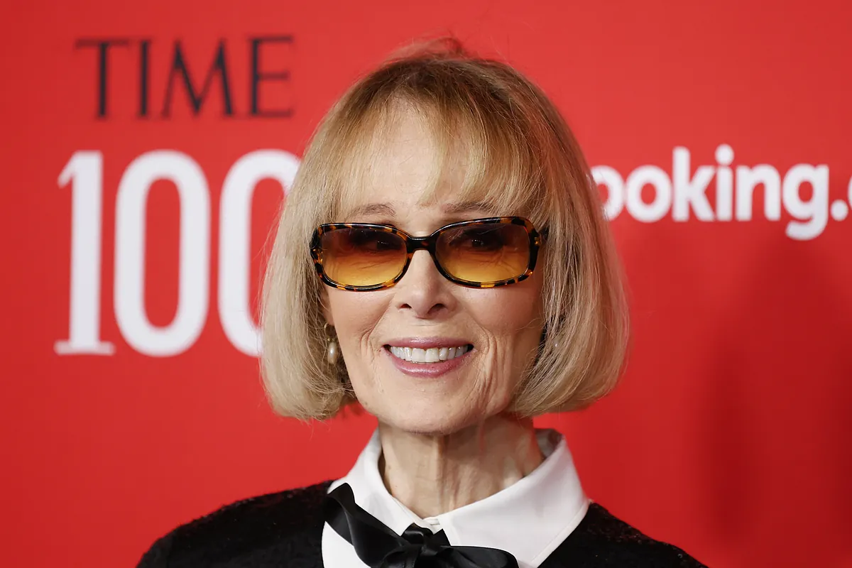 E. Jean Carroll, la mujer que ha vencido a Trump en los tribunales: "Me empujó violentamente contra la pared del probador"