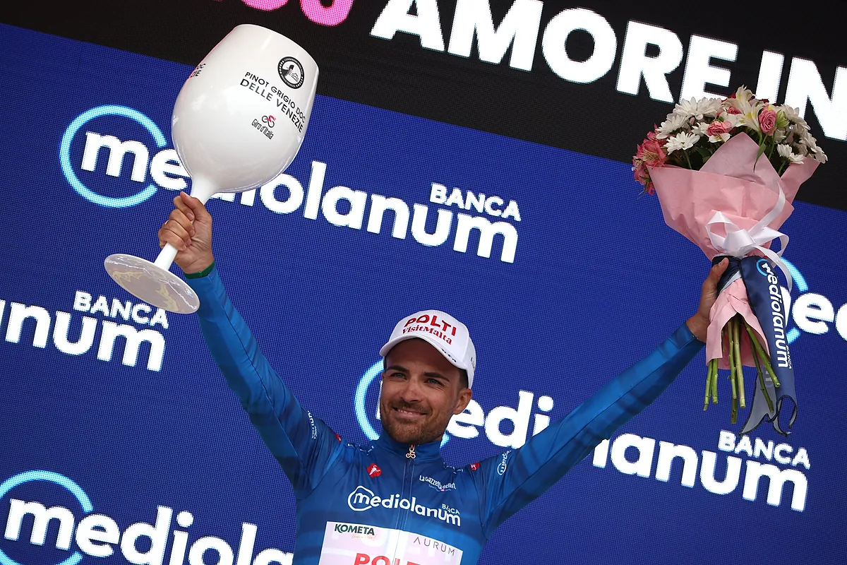 Sevilla, el 'agricultor' madrileño que reina en la Montaña y en las escapadas del Giro: ''Es un sueño, me he dejado ver y he dado visibilidad al equipo''