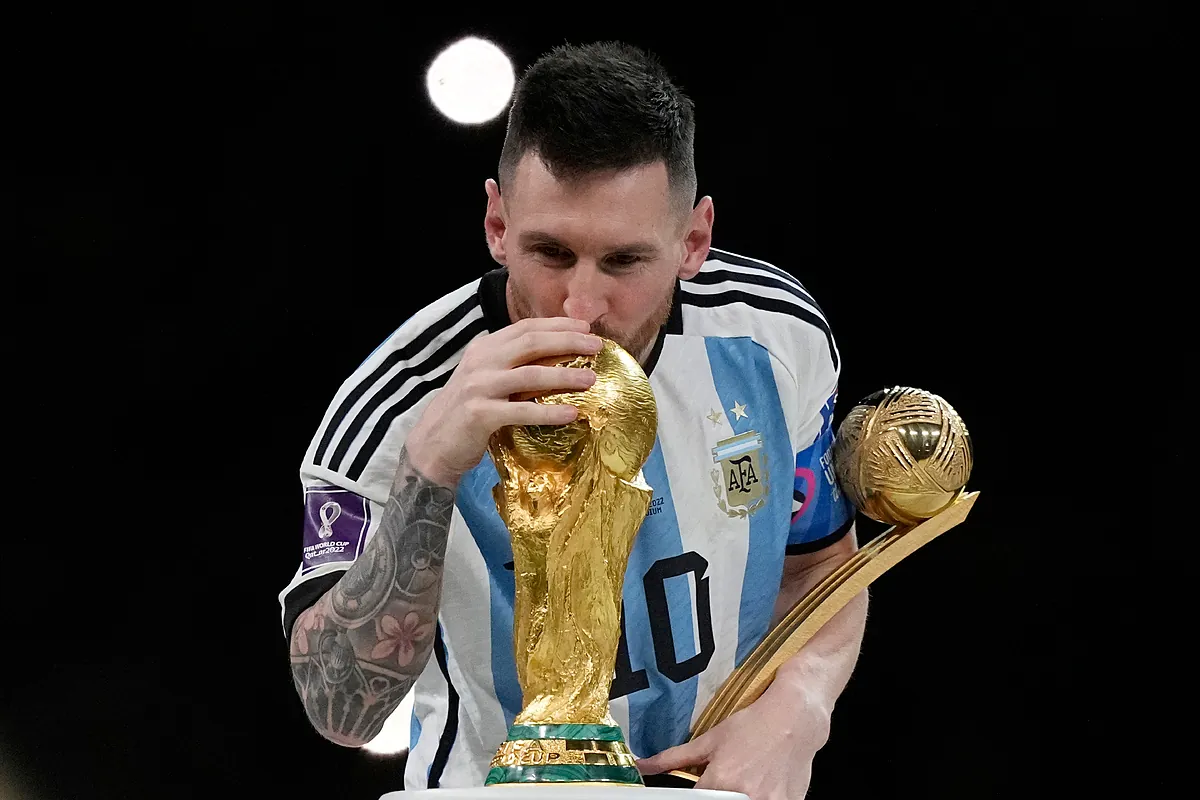 La parábola de Messi, del desprecio al amor eterno