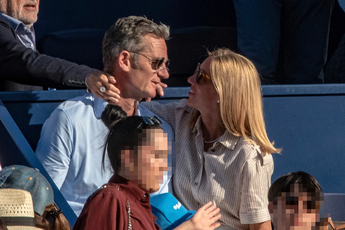 Iñaki Urdangarin y Ainhoa Armentia, besos y complicidad en el palco VIP del Conde de Godó