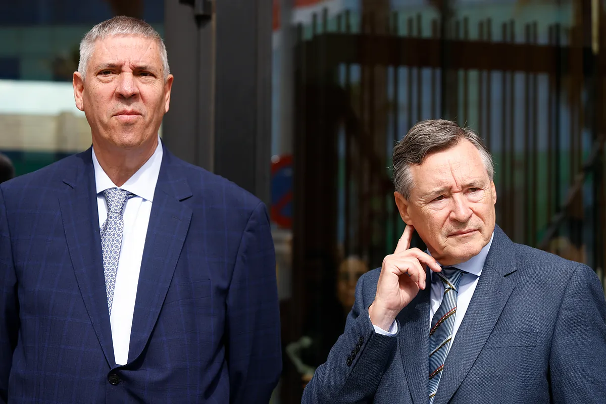 El Gobierno provoca el cese de De los Mozos en Indra y deja a Ángel Simón al frente en una nueva crisis de gobernanza