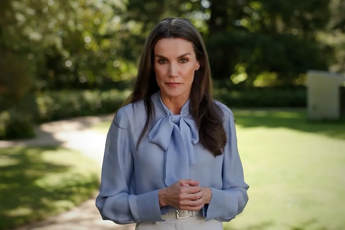 La Reina Letizia se atreve con el idioma guaraní para felicitar el 50 aniversario del Centro Cultural de España en Paraguay