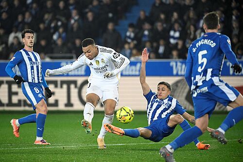 Las notas de la primera vuelta: la ca�da de Xabi, la decepci�n de Juli�n, el zarpazo de Kylian y el vuelo de Joan