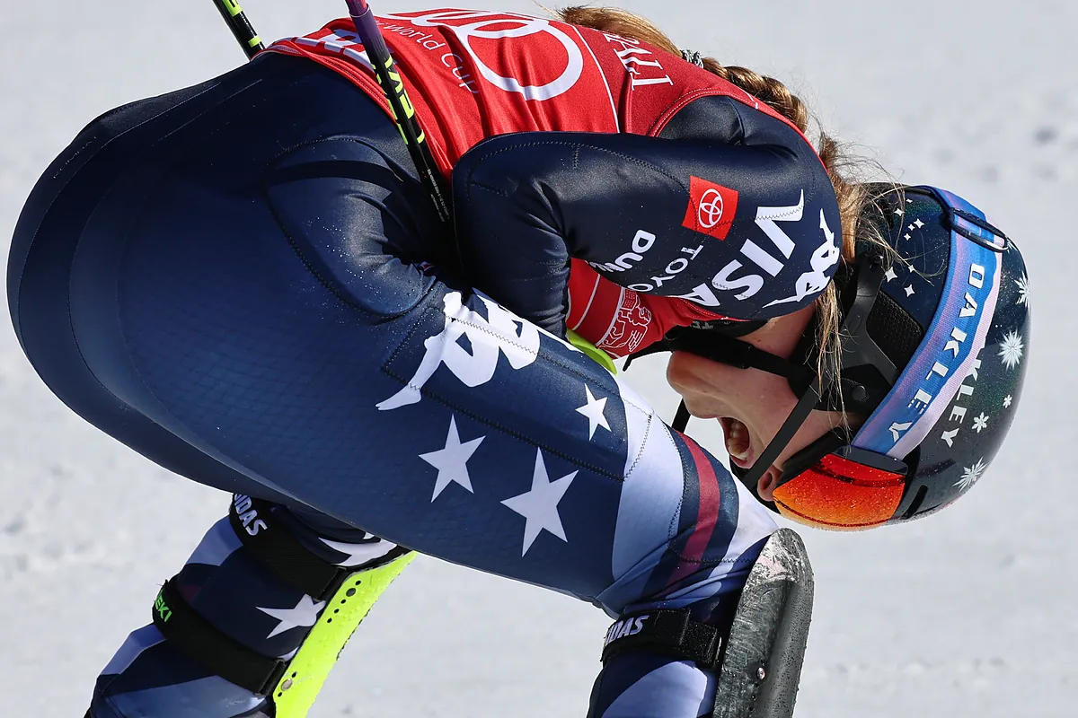Shiffrin resiste a Aicher y gana el eslalon de Are, su 109º triunfo en la Copa del Mundo