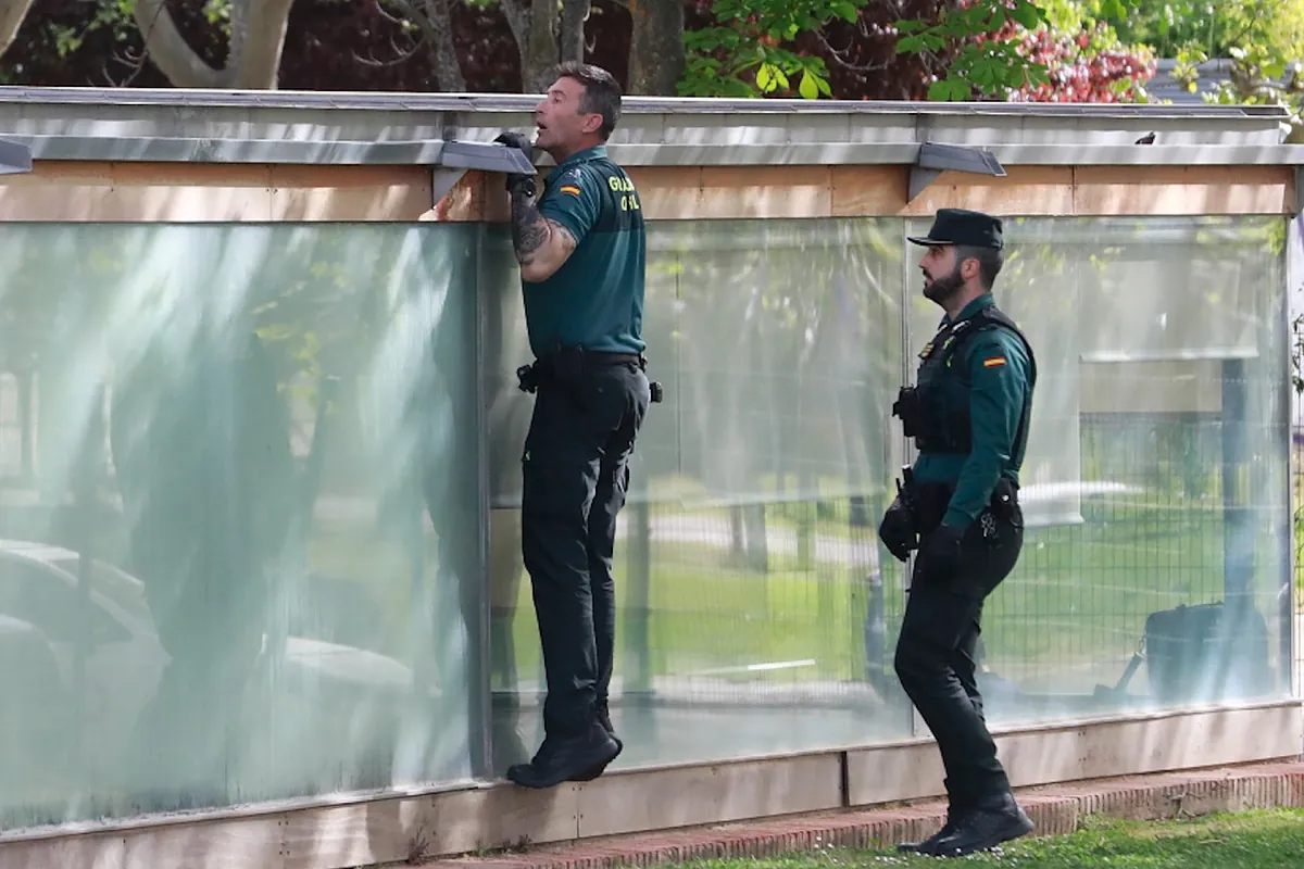 Así busca la Guardia Civil el arma homicida, clave en el asesinato del niño de 11 años en Villanueva de la Cañada