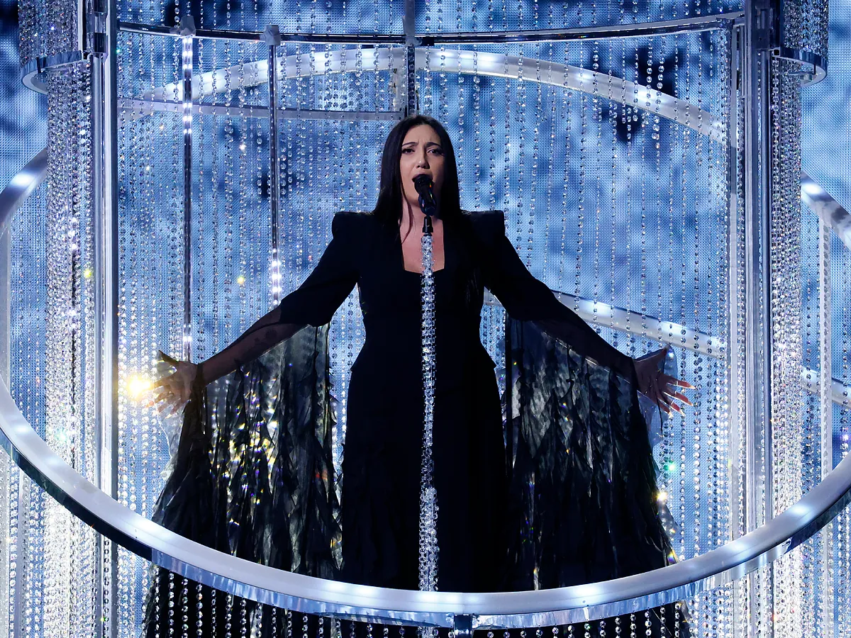 Mujeres que darán que hablar en 2026: de la representante de Israel en Eurovisión a la primera ingeniera de un equipo de carreras en la historia de la Fórmula 1