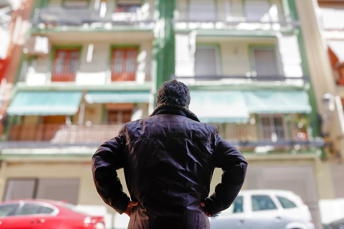 Cuando un inquilino monta un prostíbulo en tu piso: "La policía se desentiende. Hay decenas por toda la ciudad"