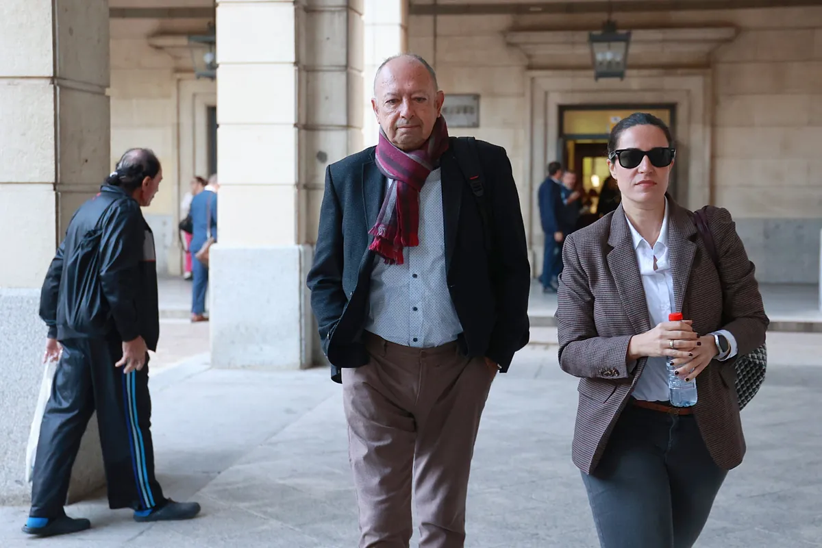 La 'omertá' de los ERE: un técnico de la Junta que detectó irregularidades no las denunció por miedo a perder su trabajo